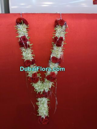 Tuberose and Red Roses Garland