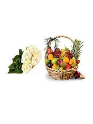 12 White Roses Bouquet With 1 Kg Fruit Basket