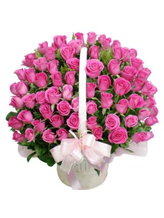 Basket of 100 pink roses 